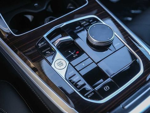 New 2026 BMW X5 sDrive40i w/ M Sport Package image 16