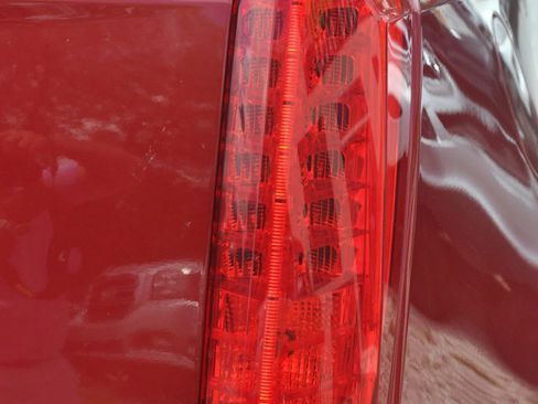 Used 2010 Cadillac SRX Premium image 25