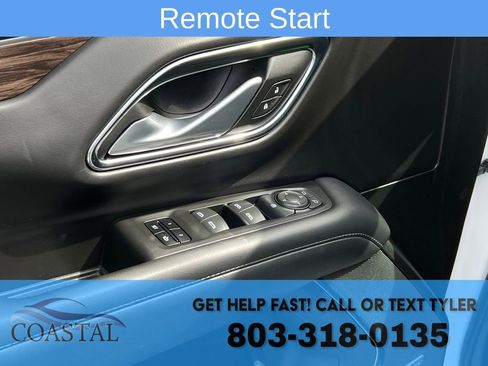 Used 2022 Chevrolet Suburban LT AWD/4WD image 7
