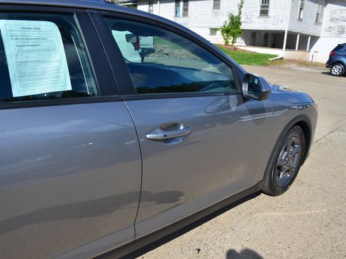 Used 2025 Kia K4 FWD image 27