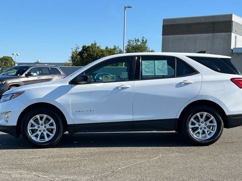 Used 2019 Chevrolet Equinox LS FWD image 9