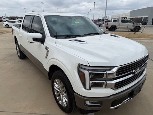 Used 2025 Ford F150 King Ranch w/ FX4 Off-Road Package image 13