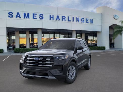 New 2026 Ford Explorer Active RWD image 2