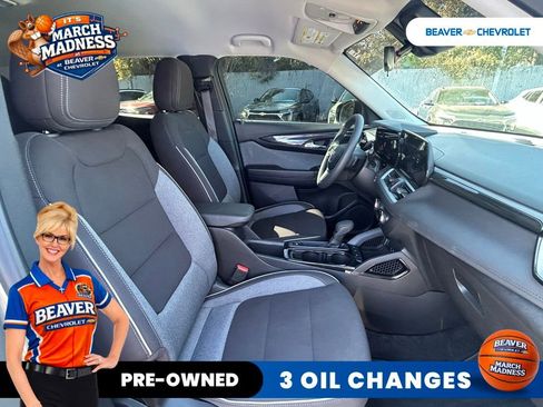 Used 2025 Chevrolet TrailBlazer LS image 23