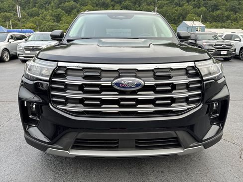 New 2026 Ford Explorer Active w/ Active Comfort Package AWD/4WD image 2