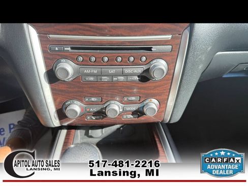 Used 2014 Nissan Pathfinder SL AWD/4WD image 29