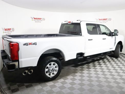Used 2024 Ford F350 XLT image 6