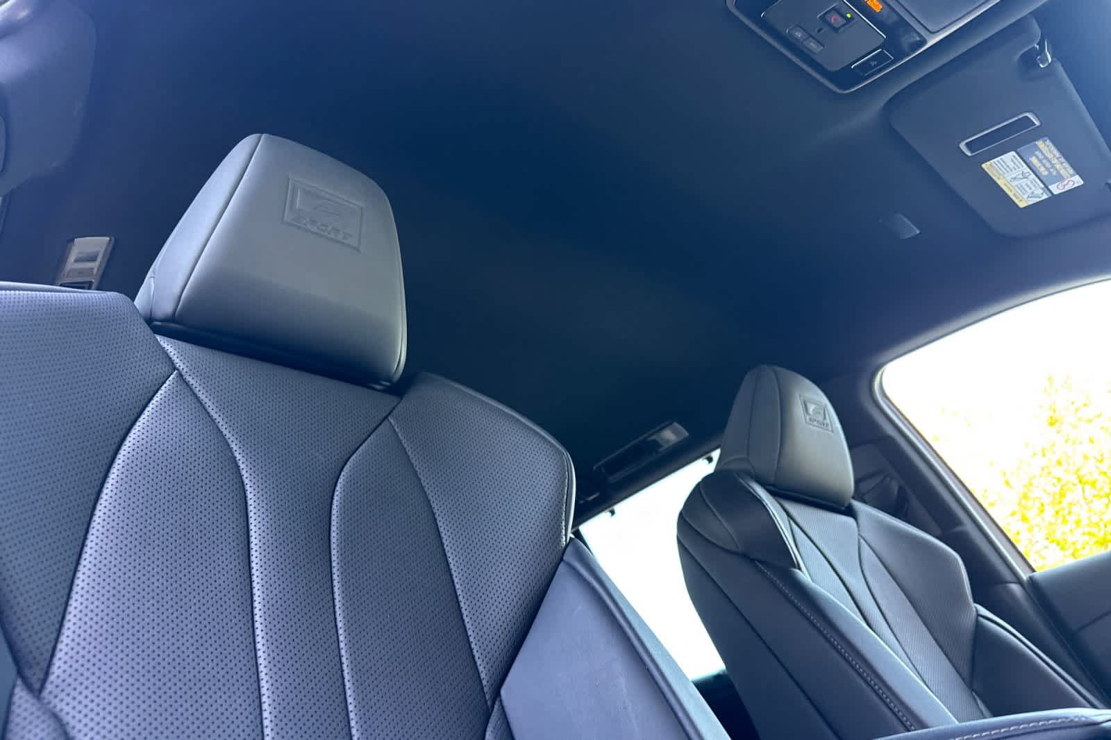 Certified 2026 Lexus TX 500h AWD w/ Technology Package image 19