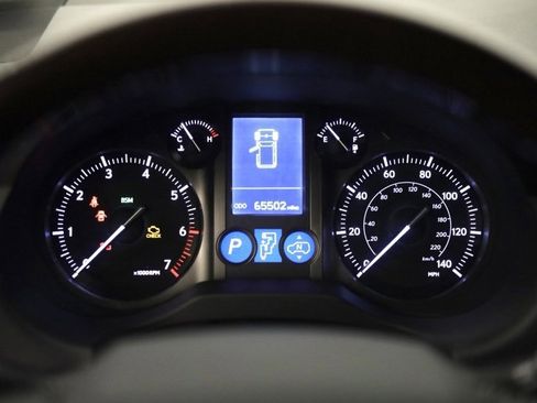 Used 2019 Lexus GX 460 Luxury w/ Sport Design Package image 14