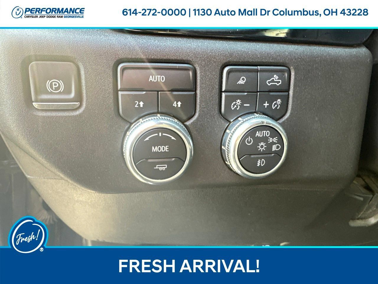 Used 2025 GMC Sierra 1500 SLT AWD/4WD image 15