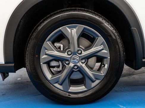 New 2026 Honda HR-V LX image 2