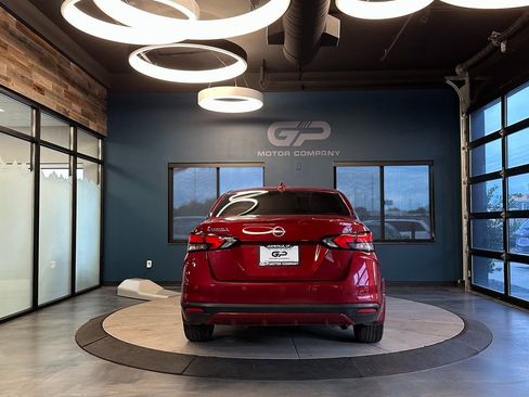 Used 2023 Nissan Versa SV w/ Trunk Package image 4