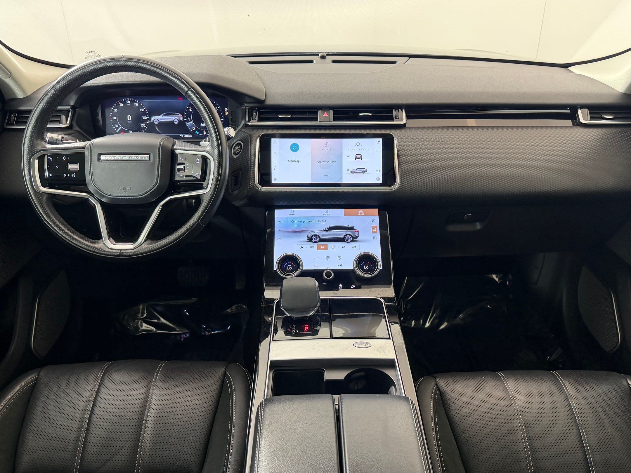 Used 2021 Land Rover Range Rover Velar S AWD/4WD image 14