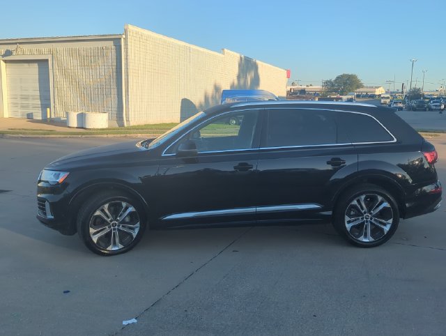 Used 2021 Audi Q7 3.0T Premium Plus w/ Executive Package AWD/4WD image 2