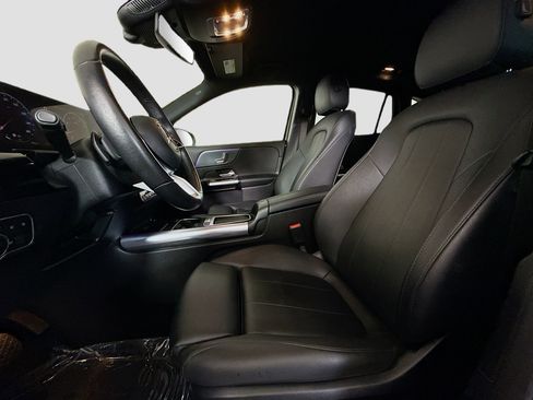 Used 2025 Mercedes-Benz GLA 250 image 22