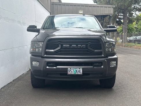 Used 2018 RAM 2500 Big Horn w/ Sport Appearance Group AWD/4WD image 2