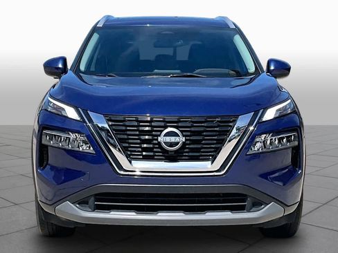 Used 2023 Nissan Rogue SV w/ SV Premium B Package image 4