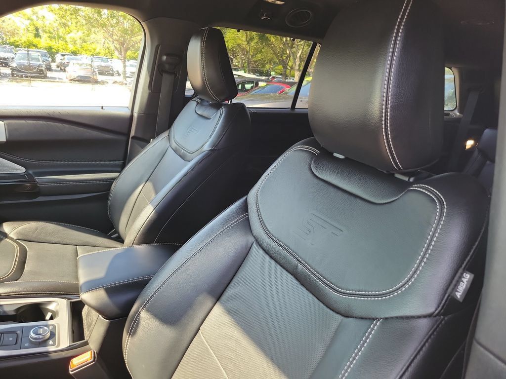 Used 2022 Ford Explorer ST w/ Equipment Group 401A AWD/4WD image 15