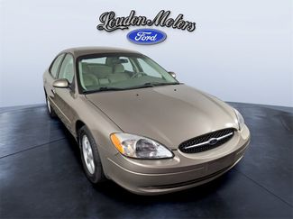 Used 2002 Ford Taurus SE image 1