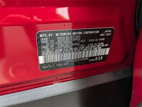 Used 2023 Mitsubishi Outlander SE image 40