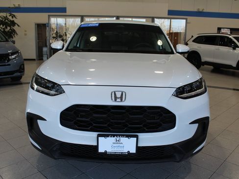 Certified 2023 Honda HR-V LX image 2