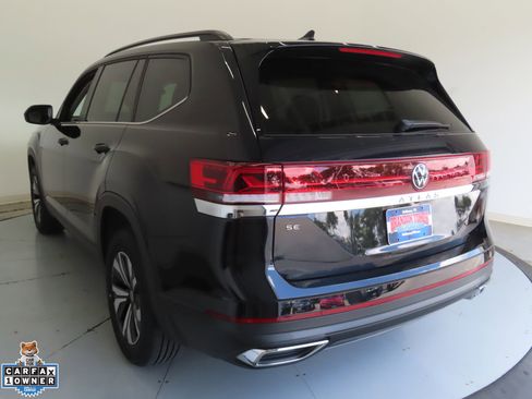 Certified 2024 Volkswagen Atlas SE FWD image 6