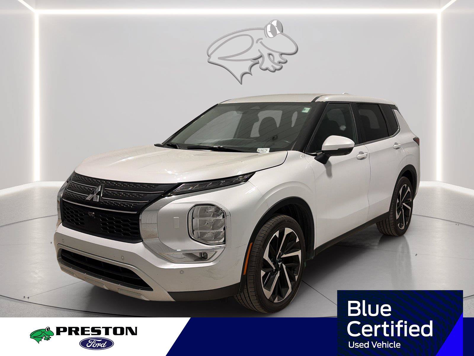 Used 2024 Mitsubishi Outlander SE AWD/4WD image 1