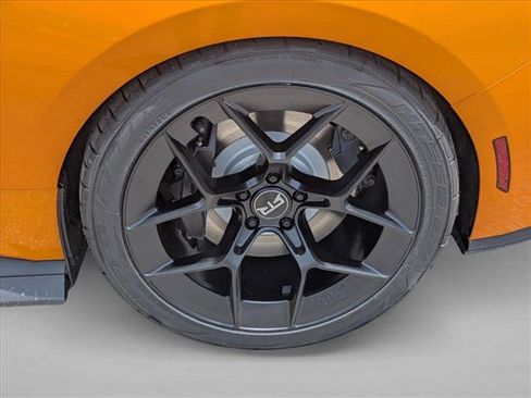 New 2026 Ford Mustang GT Premium w/ GT Performance Package RWD image 12