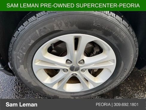 Used 2011 Dodge Durango Crew image 8