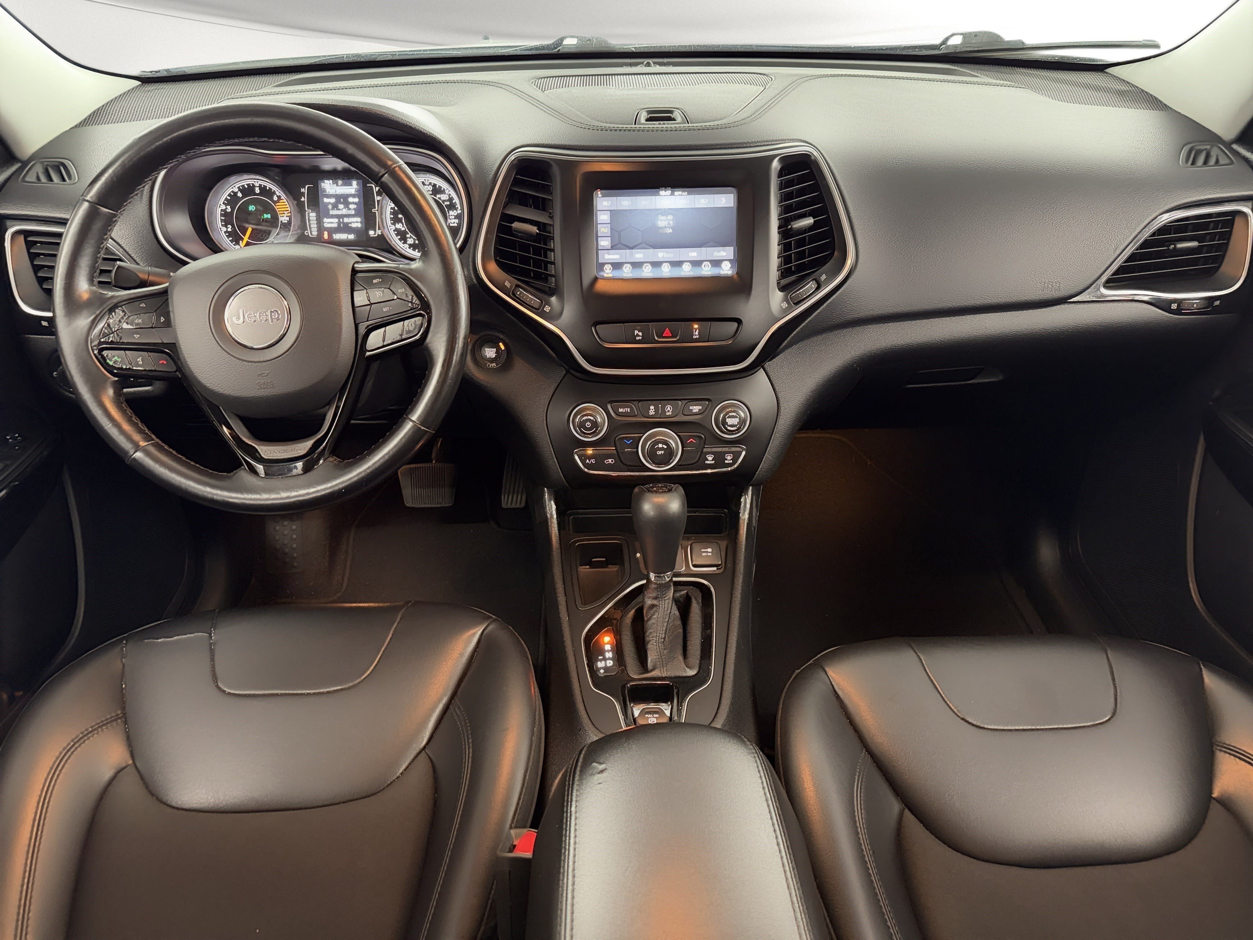 Used 2021 Jeep Cherokee Latitude Plus FWD image 19