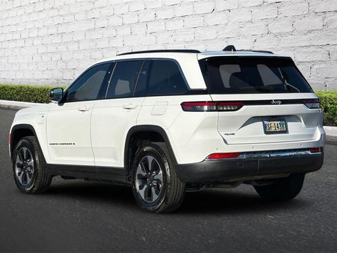 Used 2024 Jeep Grand Cherokee Limited 4xe image 6