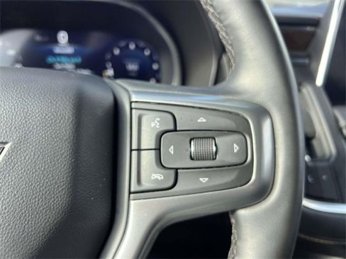 Certified 2024 Chevrolet Suburban Premier image 26