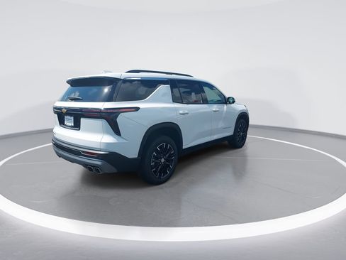 New 2026 Chevrolet Traverse LT w/ Enhanced Driving Package FWD image 8