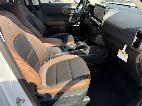 New 2026 Ford Bronco Sport Outer Banks w/ Outer Banks Tech Package+ AWD/4WD image 8