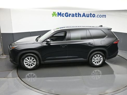 Used 2025 Toyota Grand Highlander AWD image 22