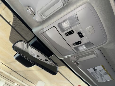 Used 2018 Toyota RAV4 XLE image 29