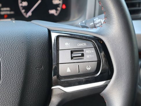 Used 2025 Honda Odyssey Sport-L image 14