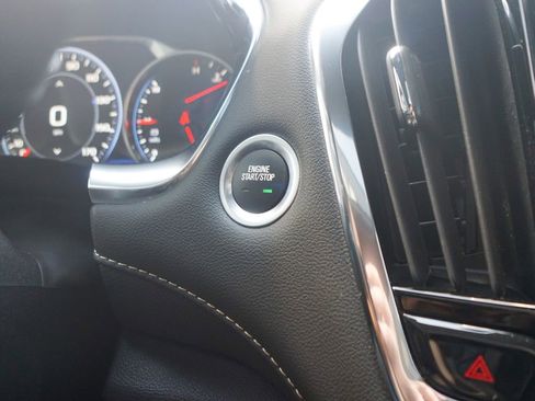 Used 2023 Chevrolet Traverse Premier w/ Redline Edition image 24