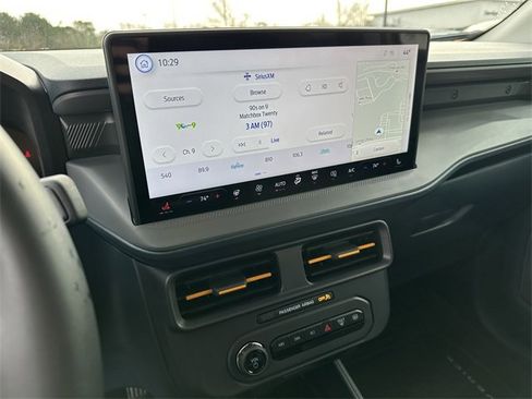 Used 2025 Ford Maverick Tremor image 29