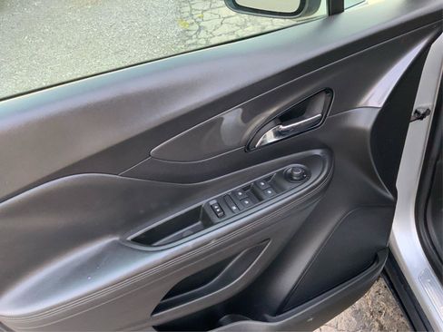 Used 2017 Buick Encore Preferred FWD image 21
