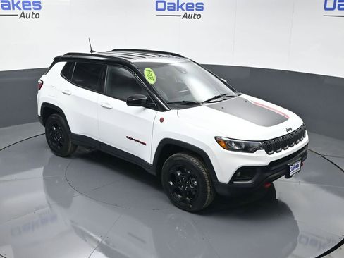 Used 2024 Jeep Compass Trailhawk image 45