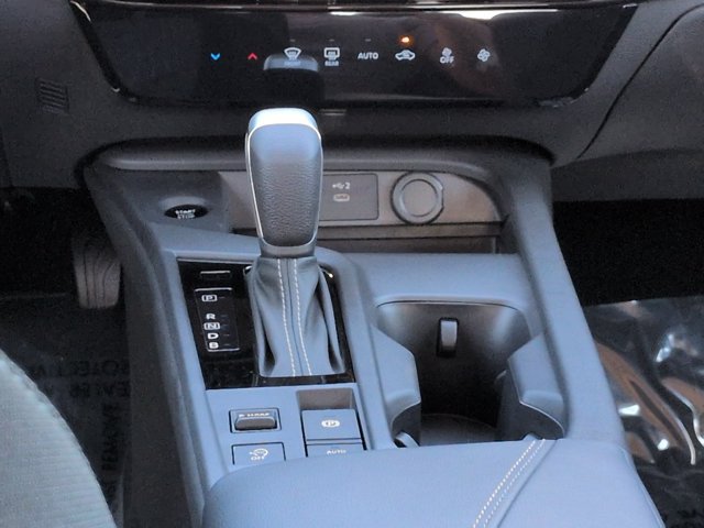 Certified 2027 Nissan Sentra SV w/ Floor Mat Package FWD image 18