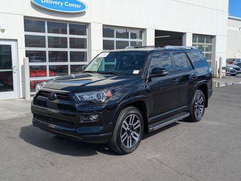 Used 2023 Toyota 4Runner Limited AWD/4WD image 11