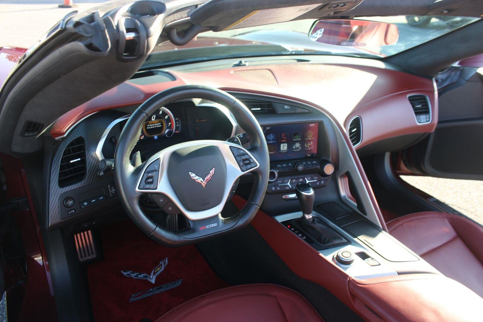 Used 2016 Chevrolet Corvette Z06 w/ 3LZ Preferred Equipment Group RWD image 16