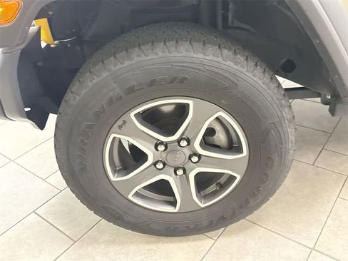 Used 2020 Jeep Wrangler Sport image 12
