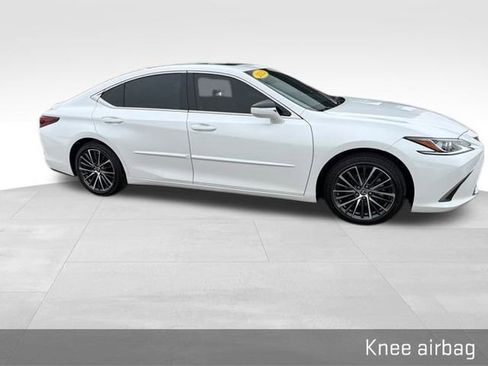 Used 2023 Lexus ES 350 w/ Premium Package image 18