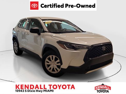 Certified 2025 Toyota Corolla Cross L image 1