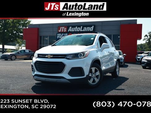 Used 2018 Chevrolet Trax LT w/ LT Convenience Package FWD image 1