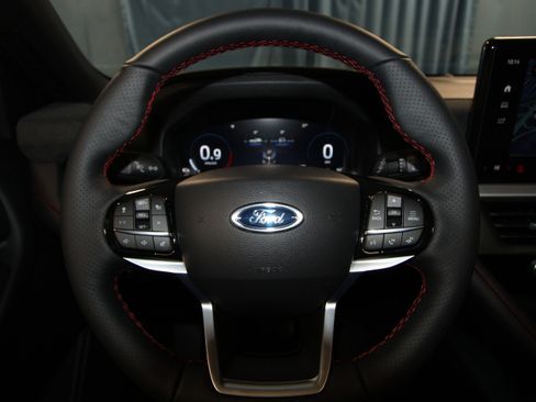 New 2026 Ford Explorer ST-Line w/ ST-Line Street Pack image 10