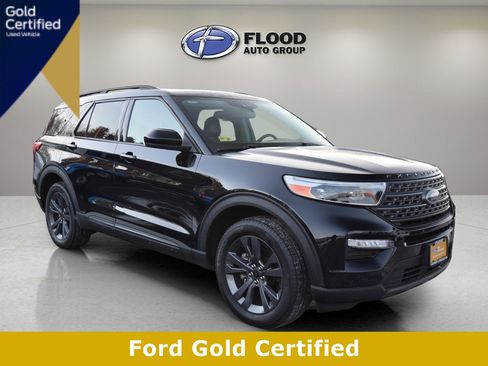 Certified 2023 Ford Explorer XLT w/ Equipment Group 202A image 1
